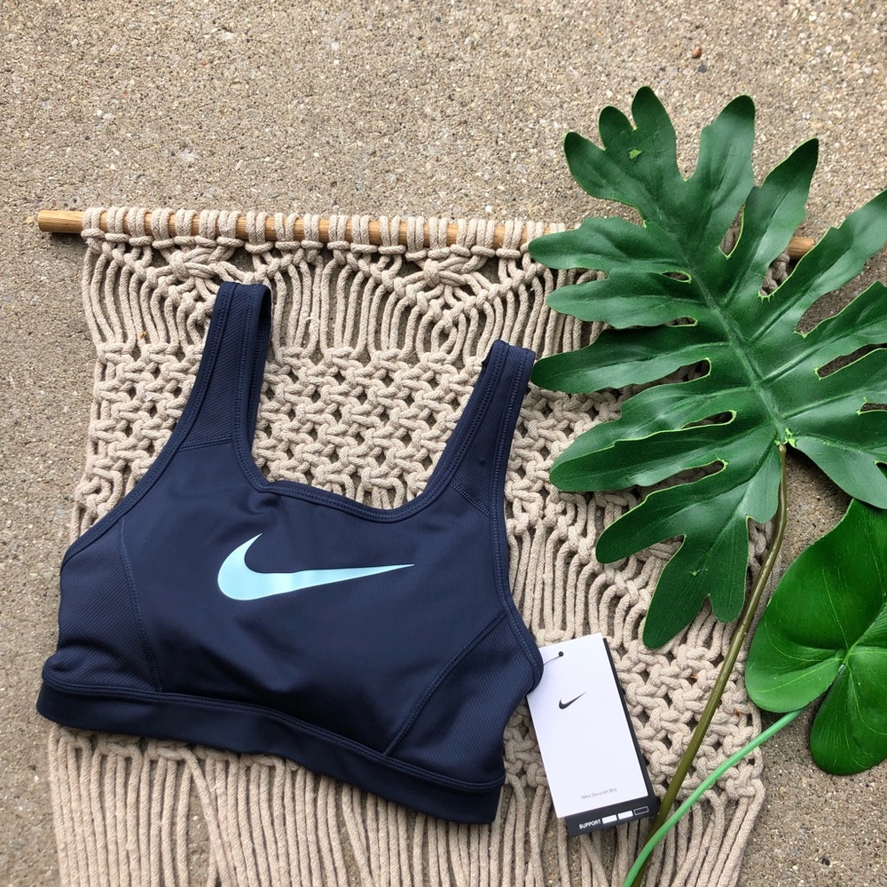 New Nike Swoosh Bra Size XS